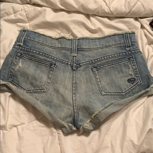 Carmar booty shorts size 24 - Picture 2 of 2